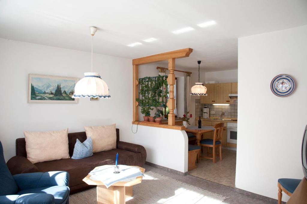 Landhaus Manuela & Haus Michael 로이타쉬 객실 사진
