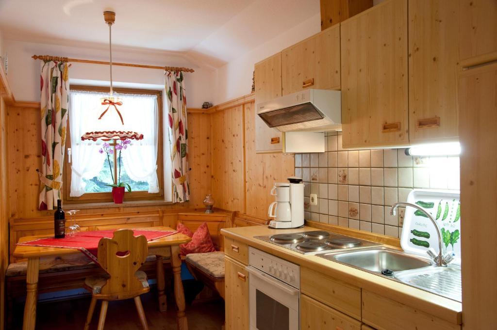 Landhaus Manuela & Haus Michael 로이타쉬 객실 사진