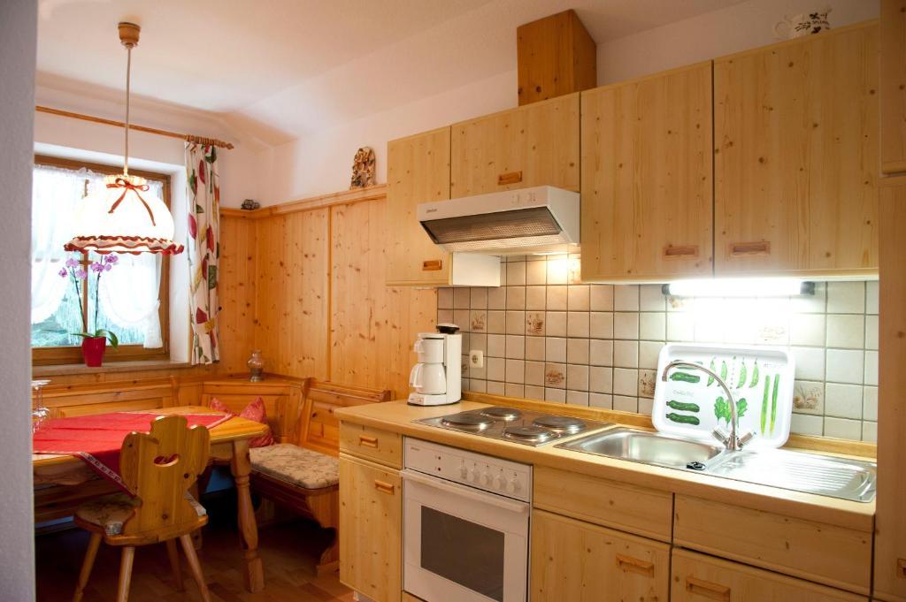Landhaus Manuela & Haus Michael 로이타쉬 객실 사진